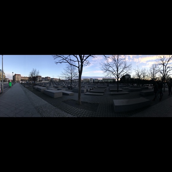 Meet your Posher, Sara - Picture 1 of 1